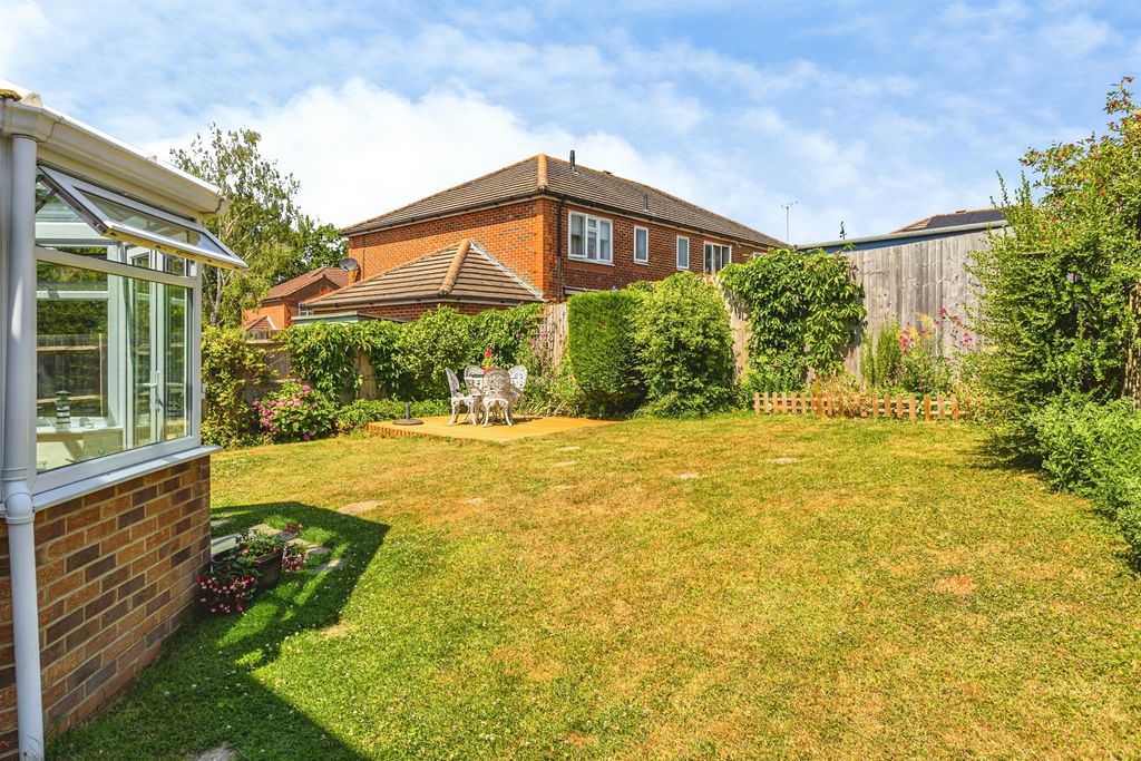 Property photo 3 of 19