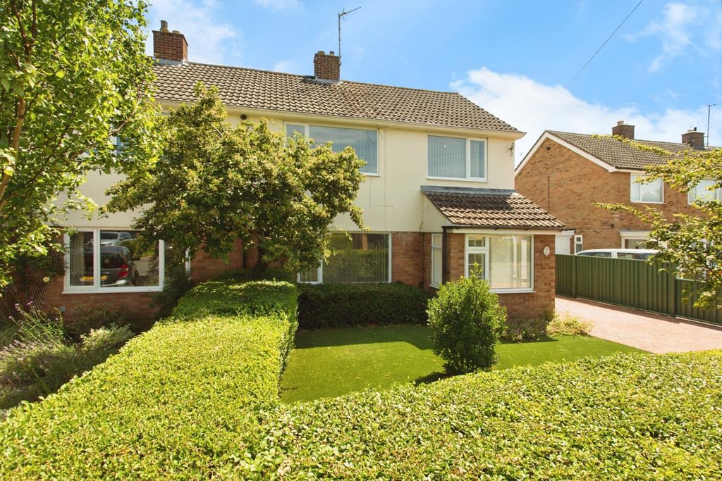 Property photo 1 of 33 Photo