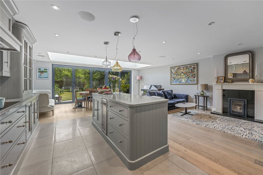 Additional image 2 of 5 bed detached house for saleOld Farm Road, Hampton TW12