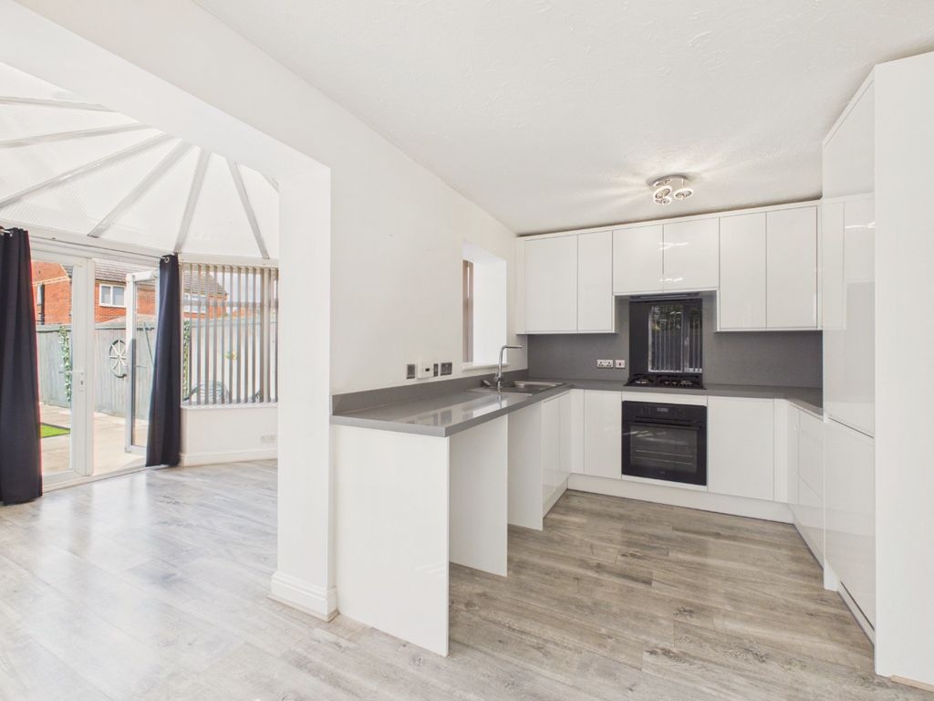 Property photo 2 of 19 5339511