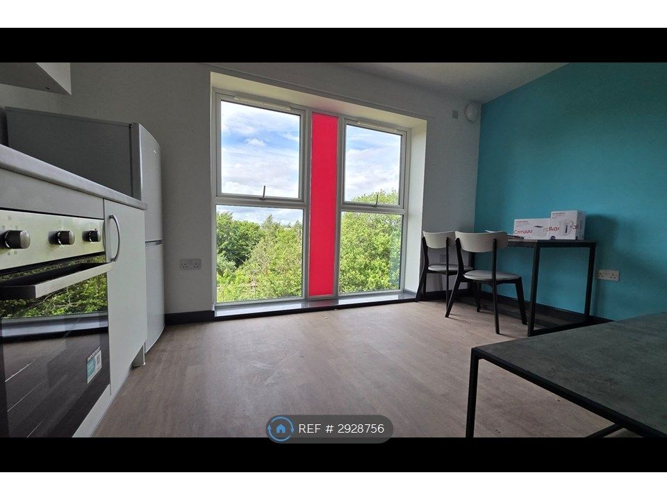 Property photo 2 of 5 Open Plan Kitchen &amp; Lounge