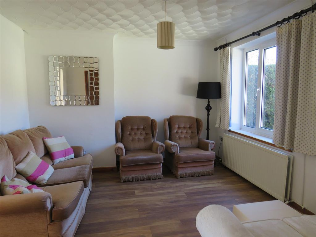 Property photo 3 of 13 Image