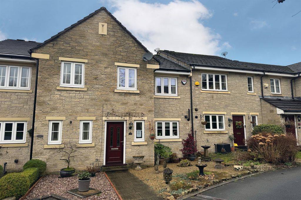 Property photo 1 of 17 (Main)