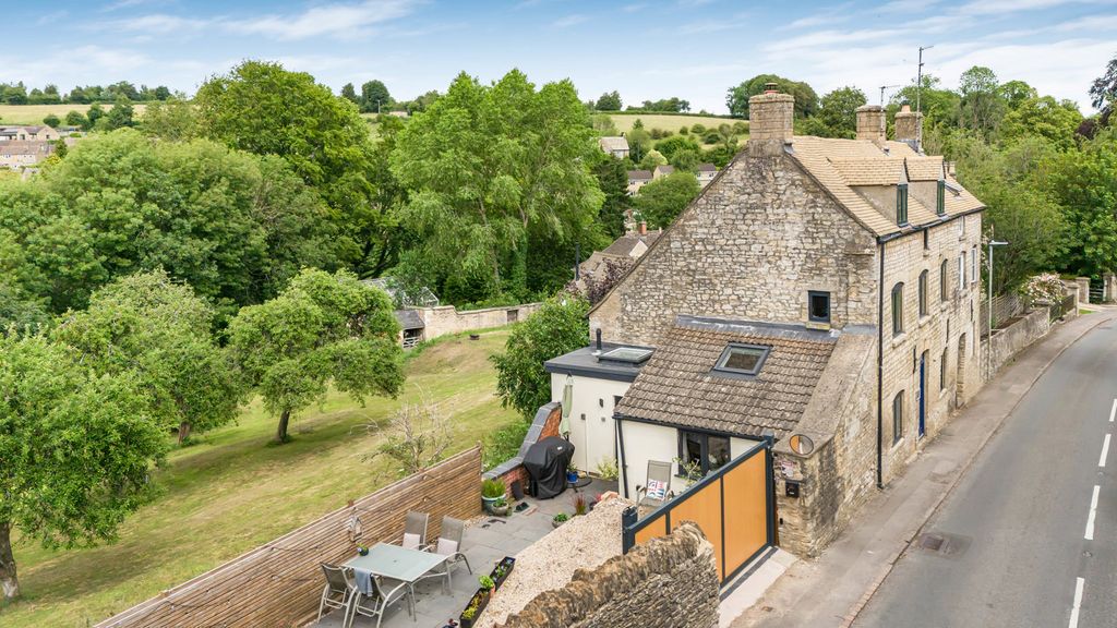Property photo 1 of 19 7_82331