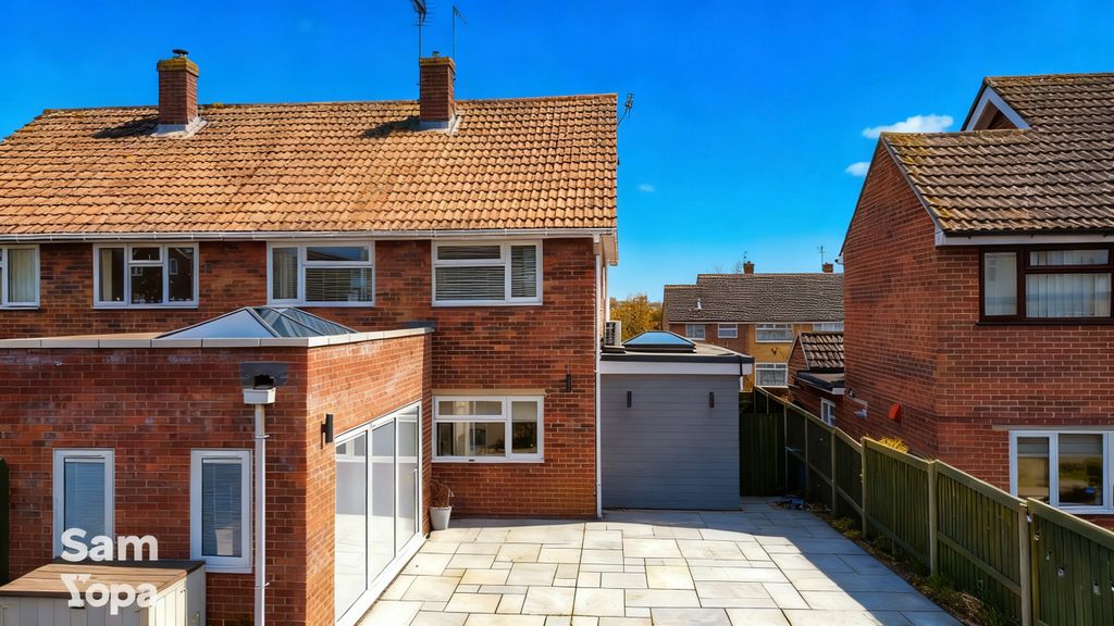 Property photo 2 of 23 4C023C41-4A8C-4Dfb-981D-41Fcf57Bd6A9