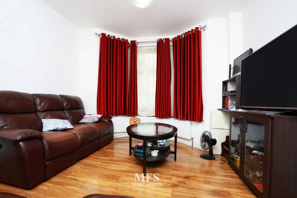 Property photo 2 of 17 Photo 15