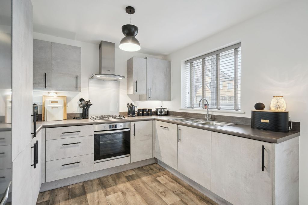 Property photo 3 of 13 Kitchen/ Diner