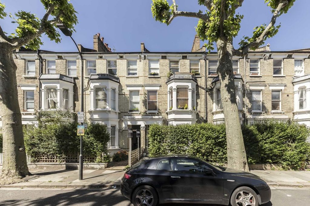 Property photo 1 of 7