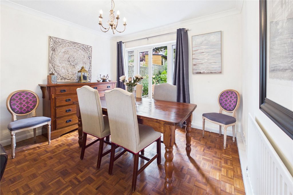 Property photo 3 of 27 Dining Room