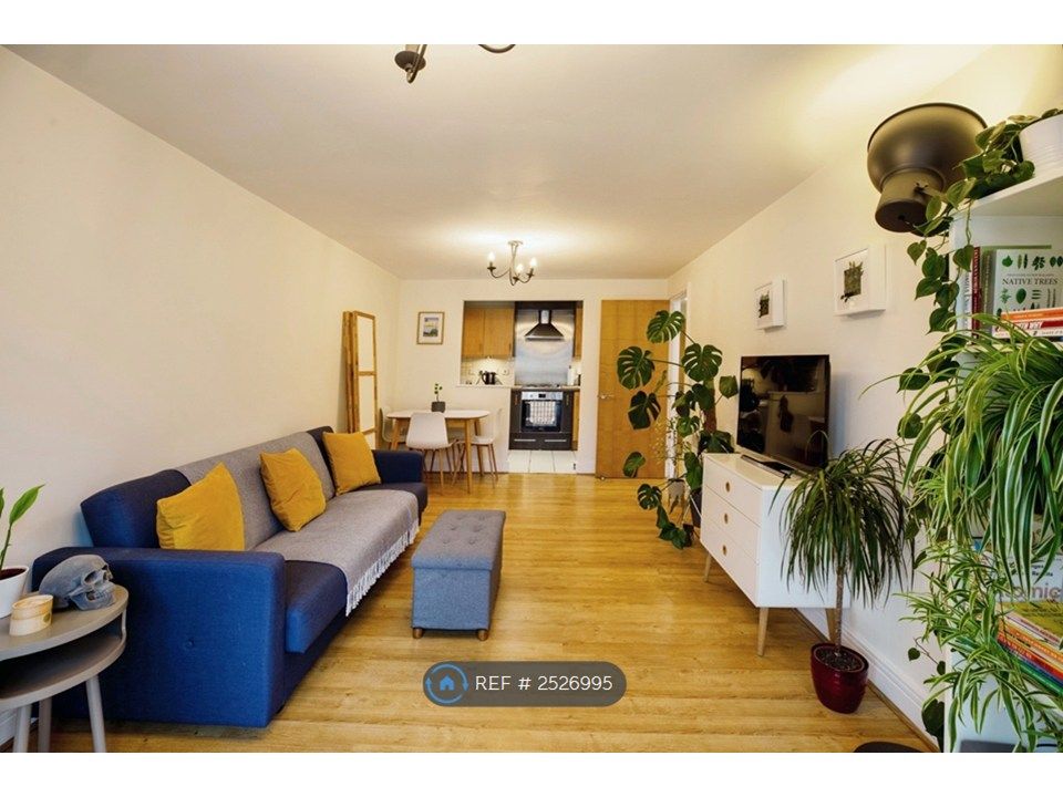 Property photo 2 of 14