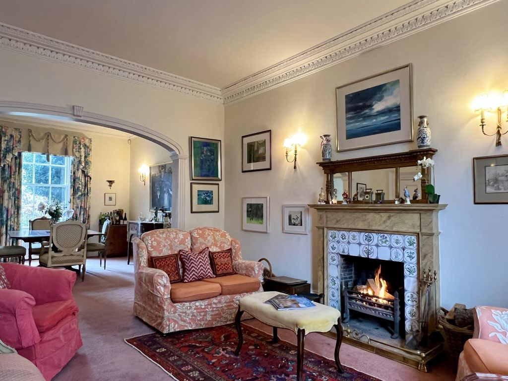 Property photo 3 of 30