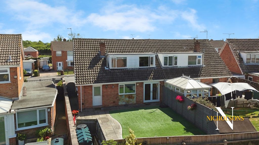 Property photo 2 of 20 4194843