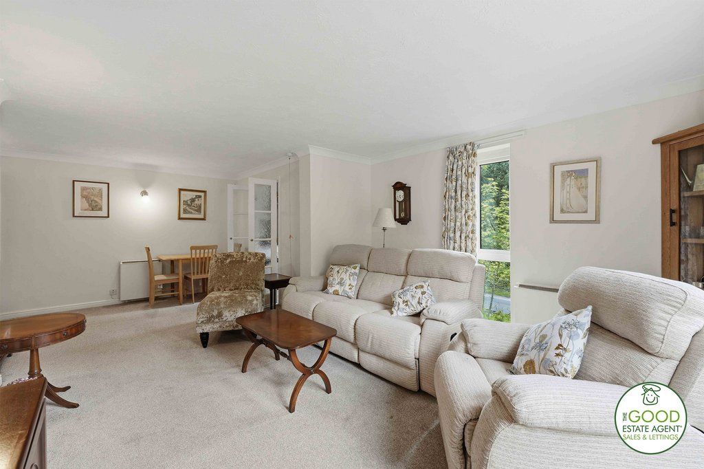 Property photo 2 of 18