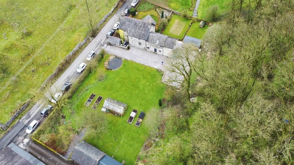 Property photo 3 of 19