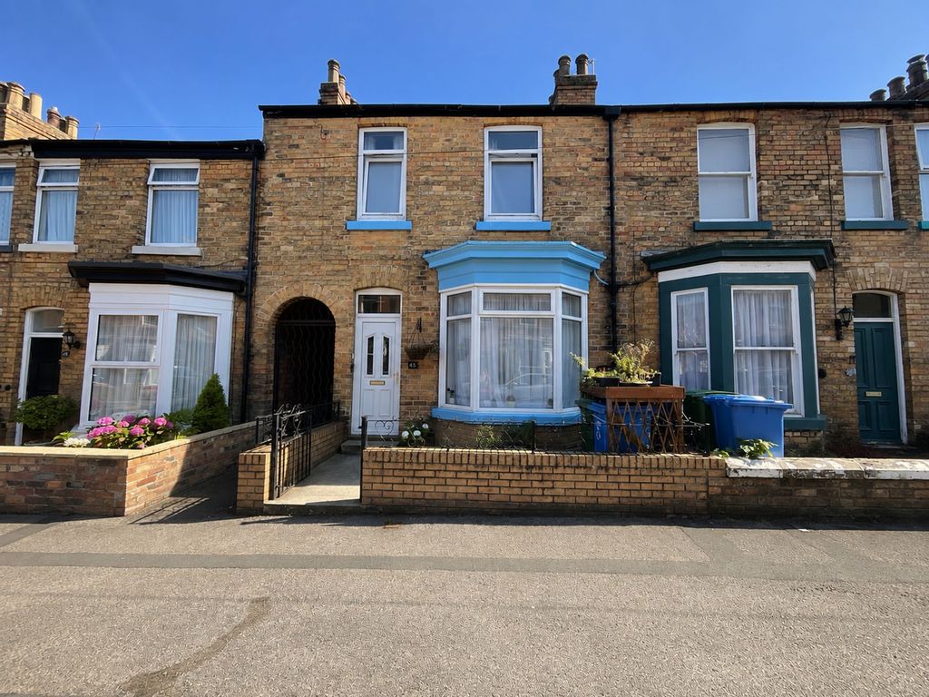Property photo 1 of 17