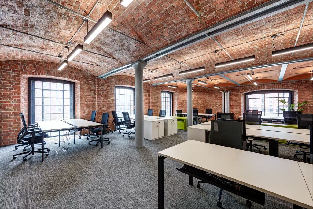Property photo 2 of 17 Office