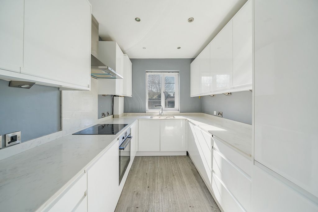 Property photo 2 of 10 Not Specified