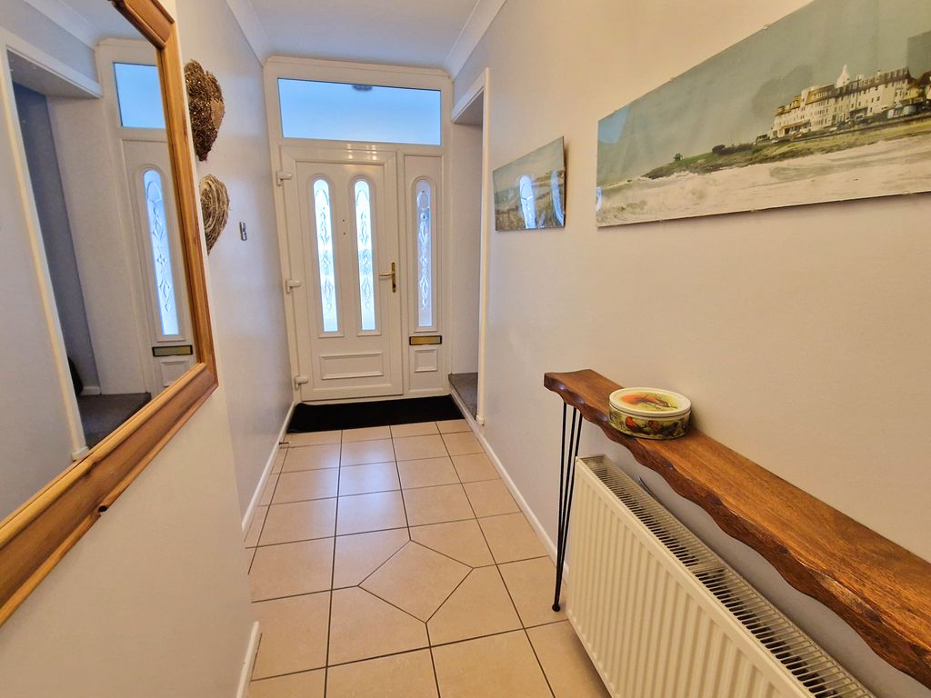 Property photo 3 of 26