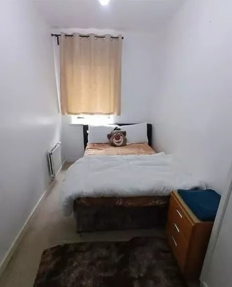 Property photo 1 of 2