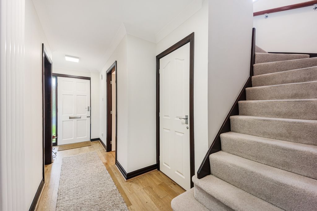 Property photo 2 of 42 Photograph 32