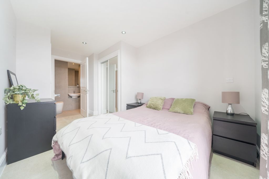 Property photo 2 of 10 1094405 (6)