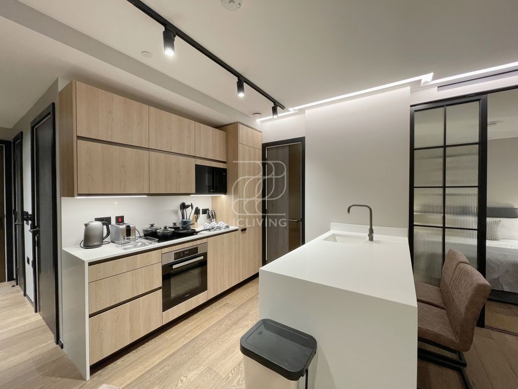 Property photo 2 of 9 Stage Apartments