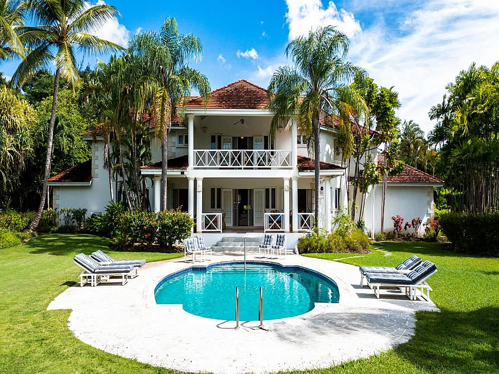 Property photo 1 of 16 Equinox