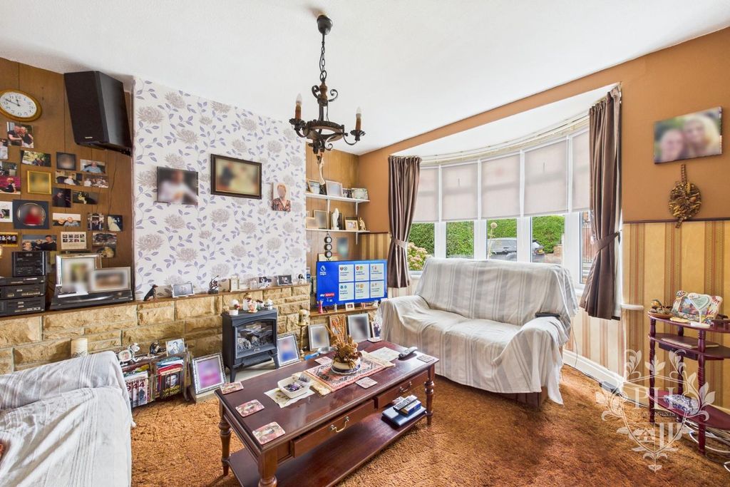 Property photo 3 of 14 Cam01415G0-Pr0465-Still005.Jpg