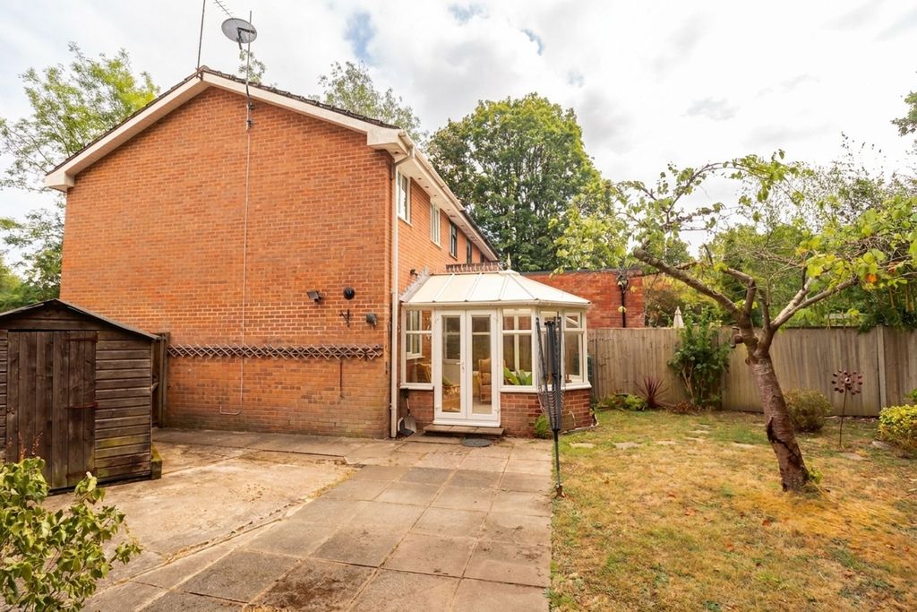 Property photo 3 of 10