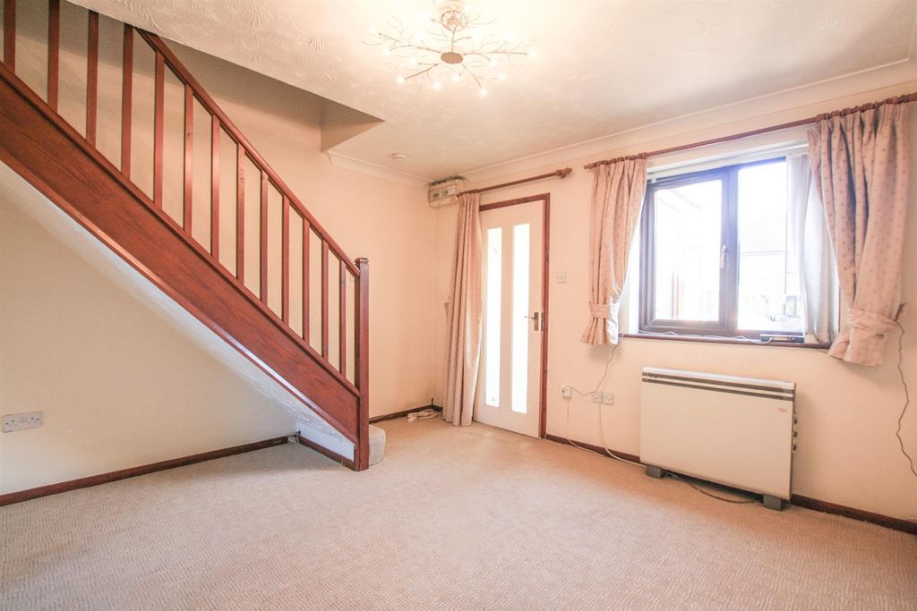 Property photo 3 of 8 Img_1889.Jpg