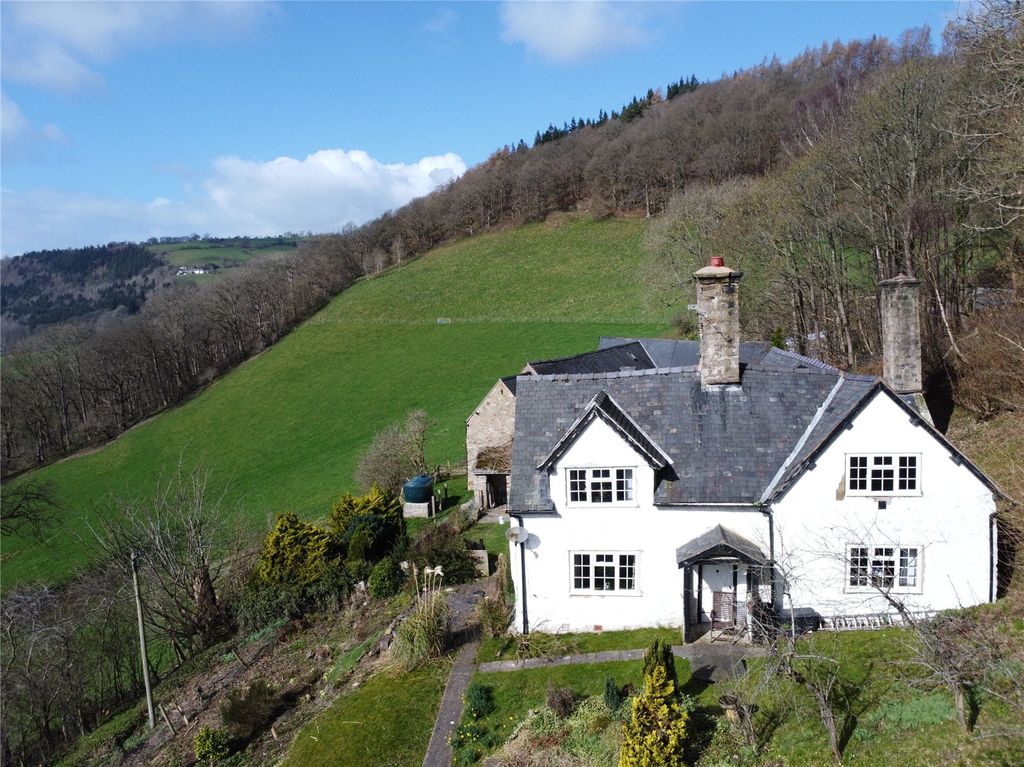 Property photo 2 of 32 Picture No. 43