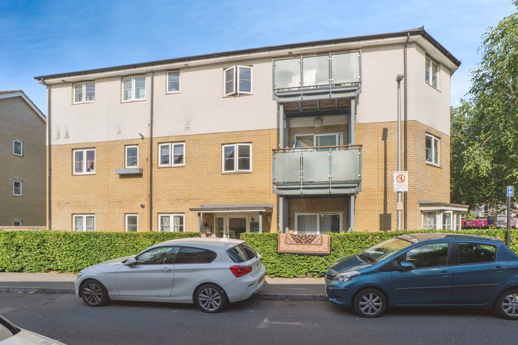 Property photo 1 of 12 1