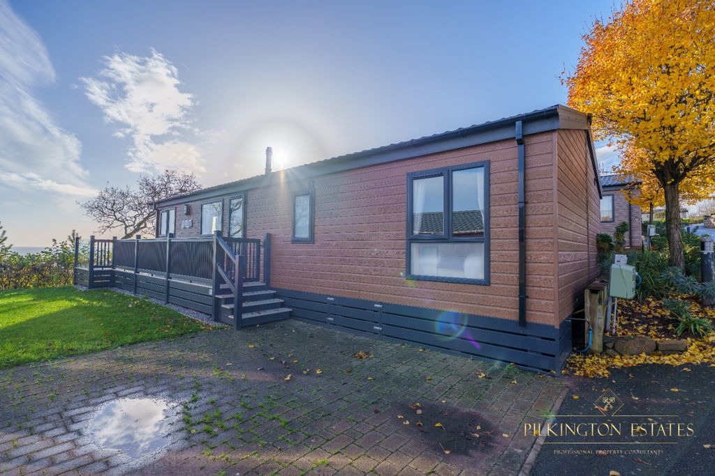 Property photo 1 of 14 4708022