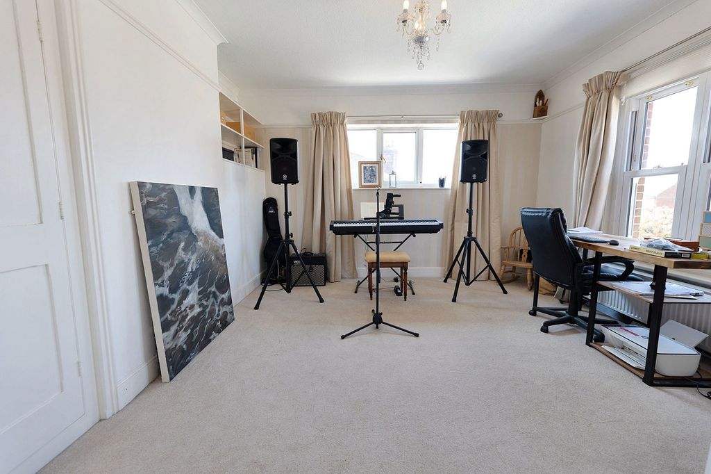 Additional image 13 of 4 bed detached house for saleFronks Road, Harwich CO12