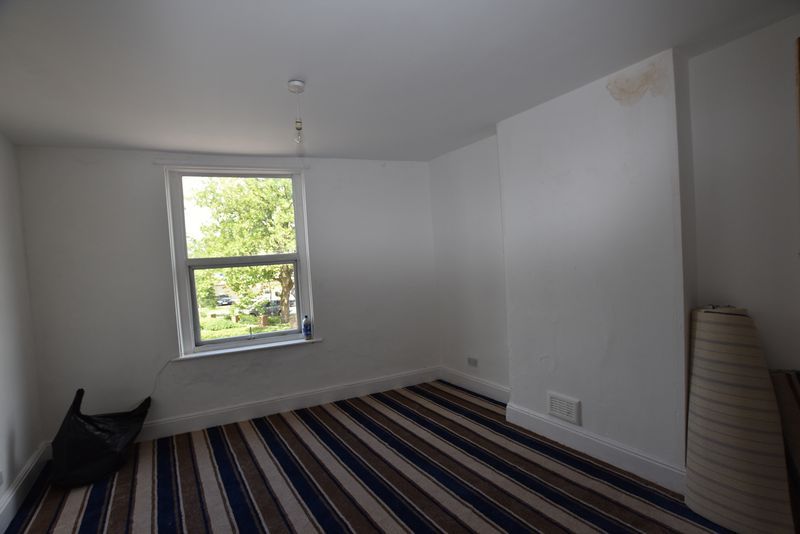 Property photo 2 of 6 Photo 23