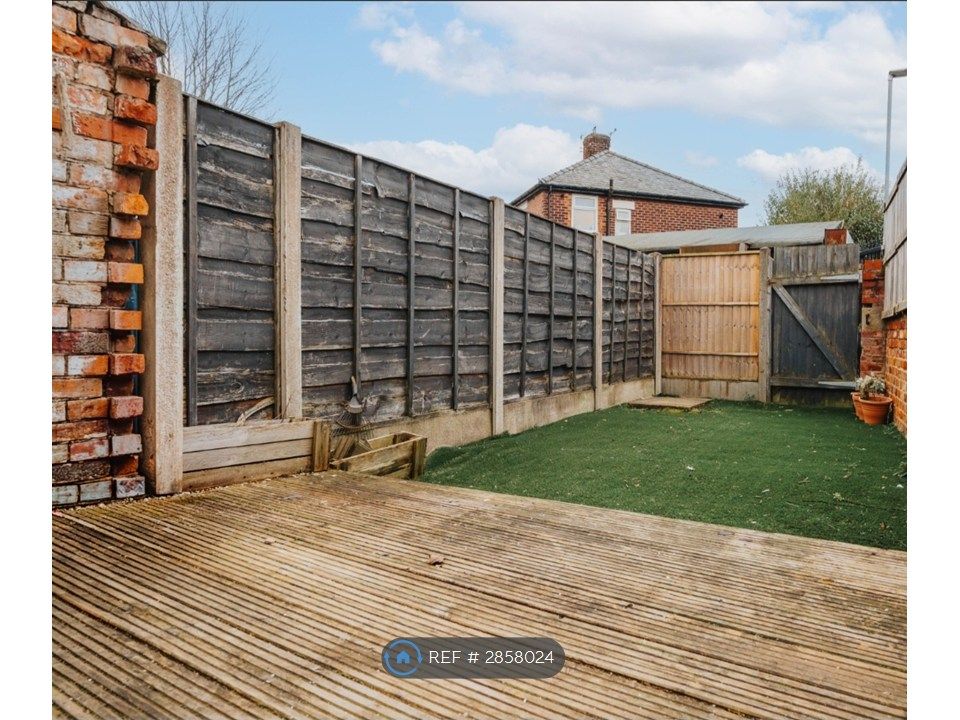Property photo 2 of 22