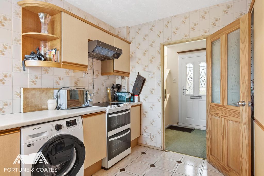 Property photo 3 of 18 Thechantry_2.Jpg