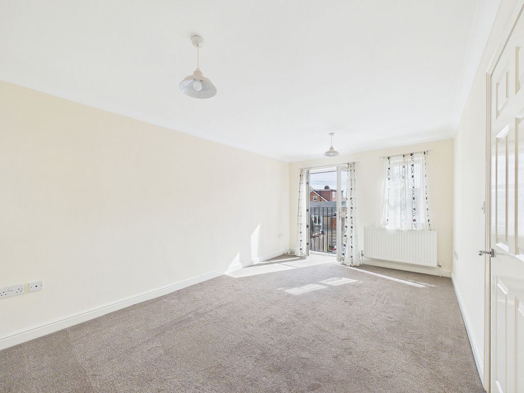 Property photo 3 of 7
