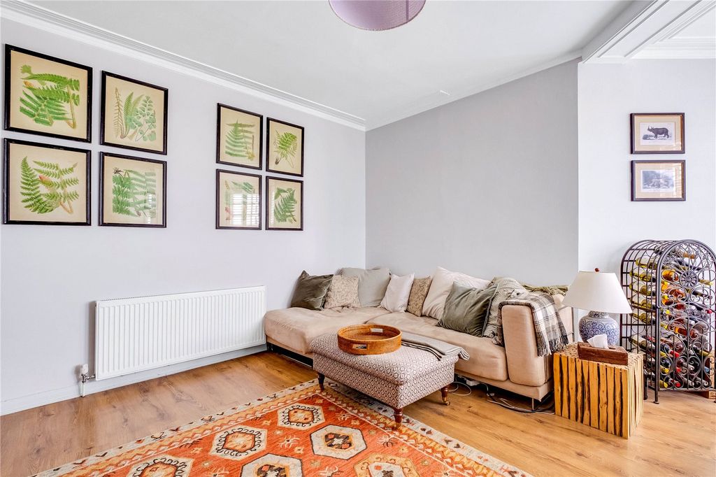 Property photo 2 of 10 Picture No. 15