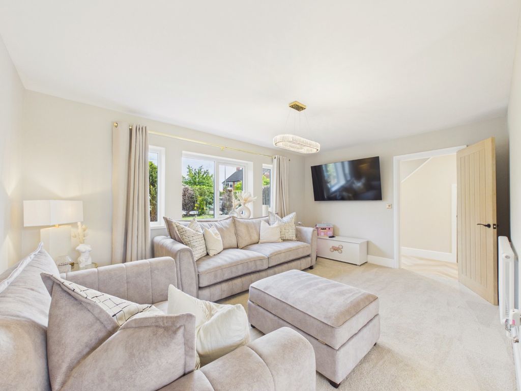 Property photo 3 of 22 5088546