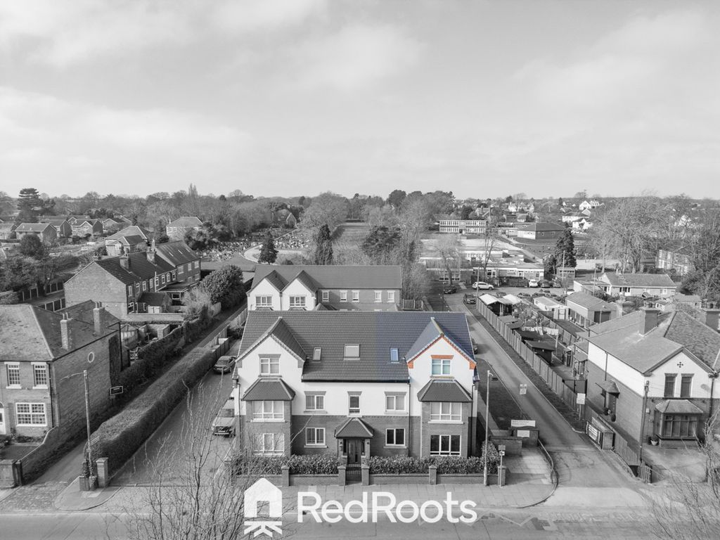 Property photo 2 of 24 4937053