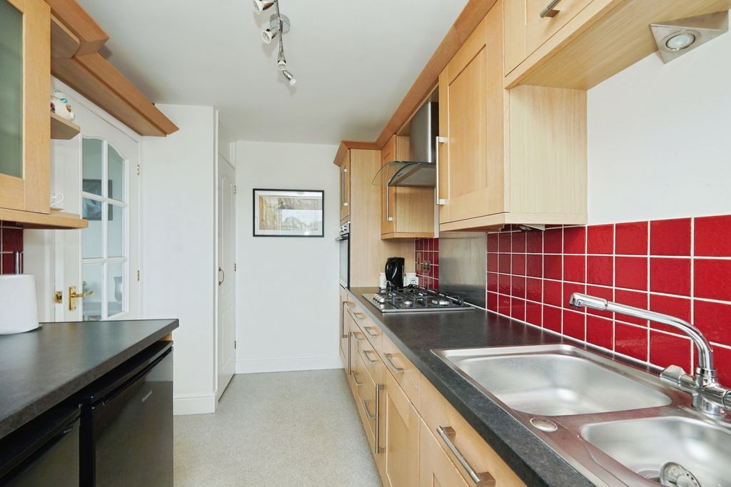 Property photo 3 of 19 Pbox-Img.Jpg