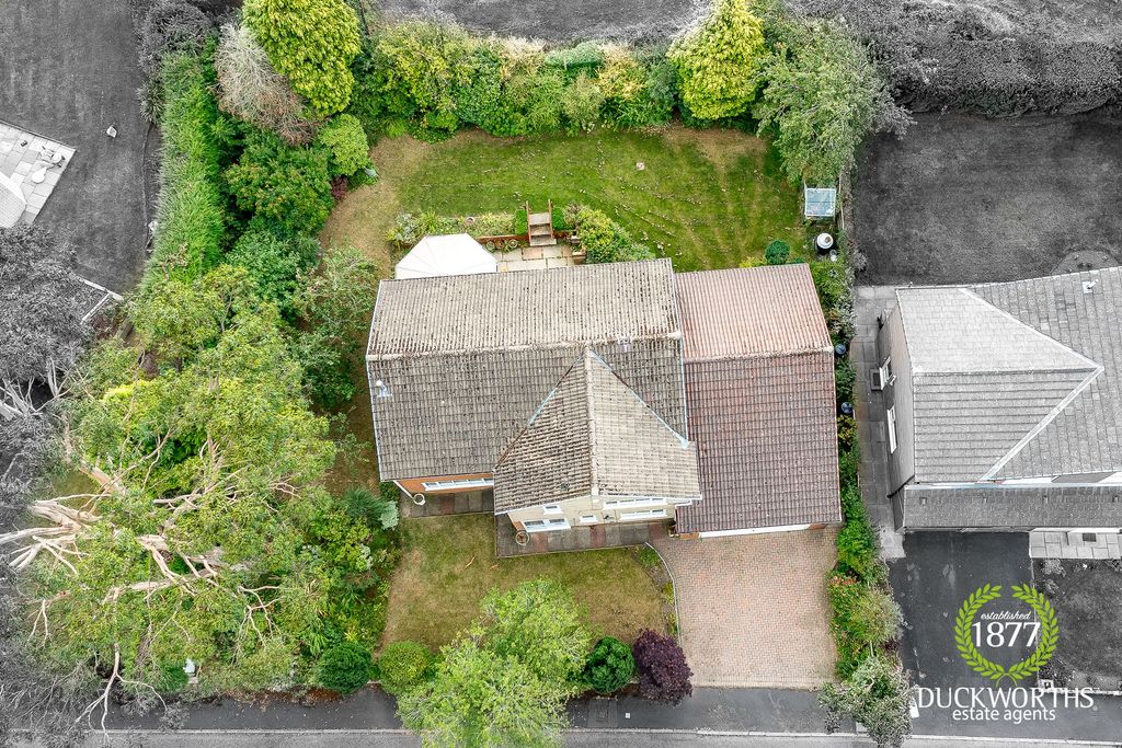 Property photo 3 of 40