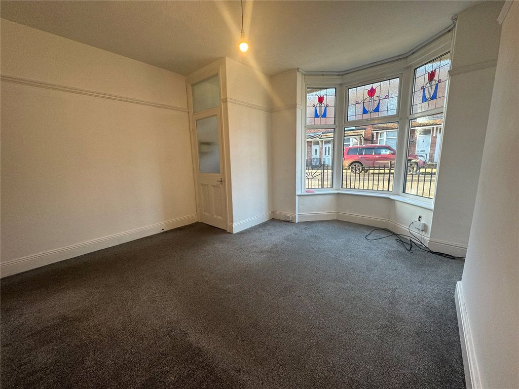 Property photo 2 of 10 Picture No. 22