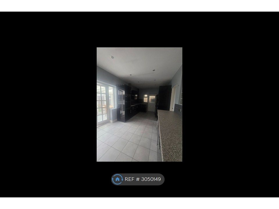 Property photo 1 of 2