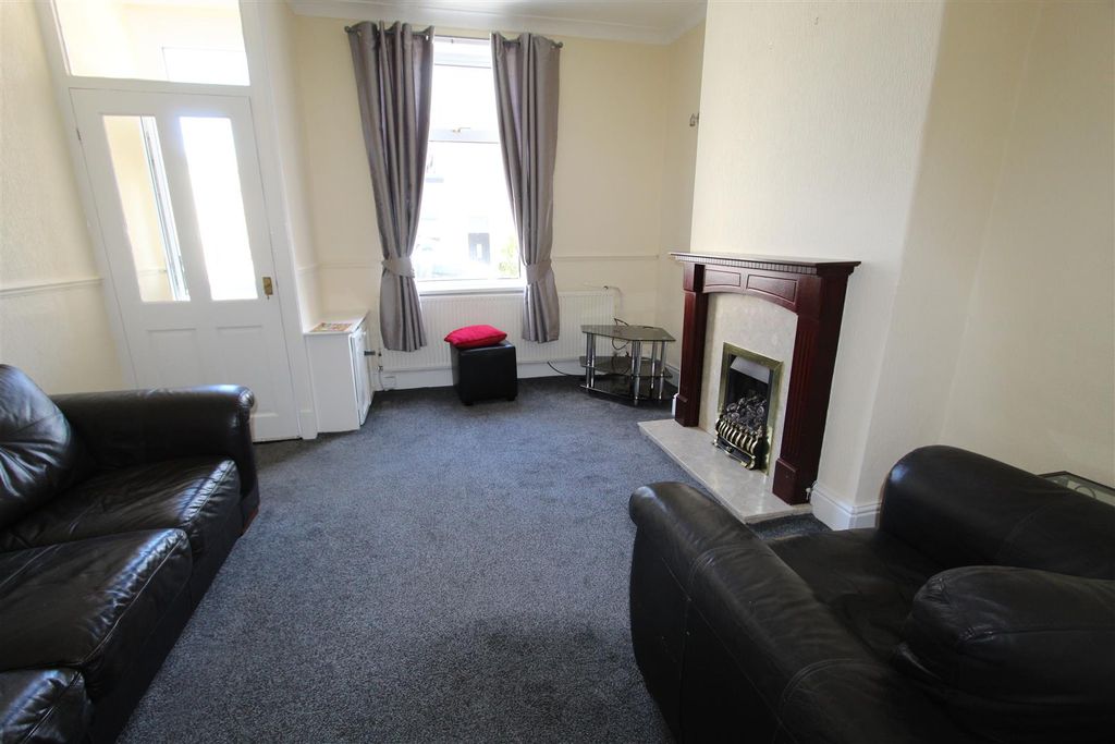 Property photo 3 of 9 Reception Room