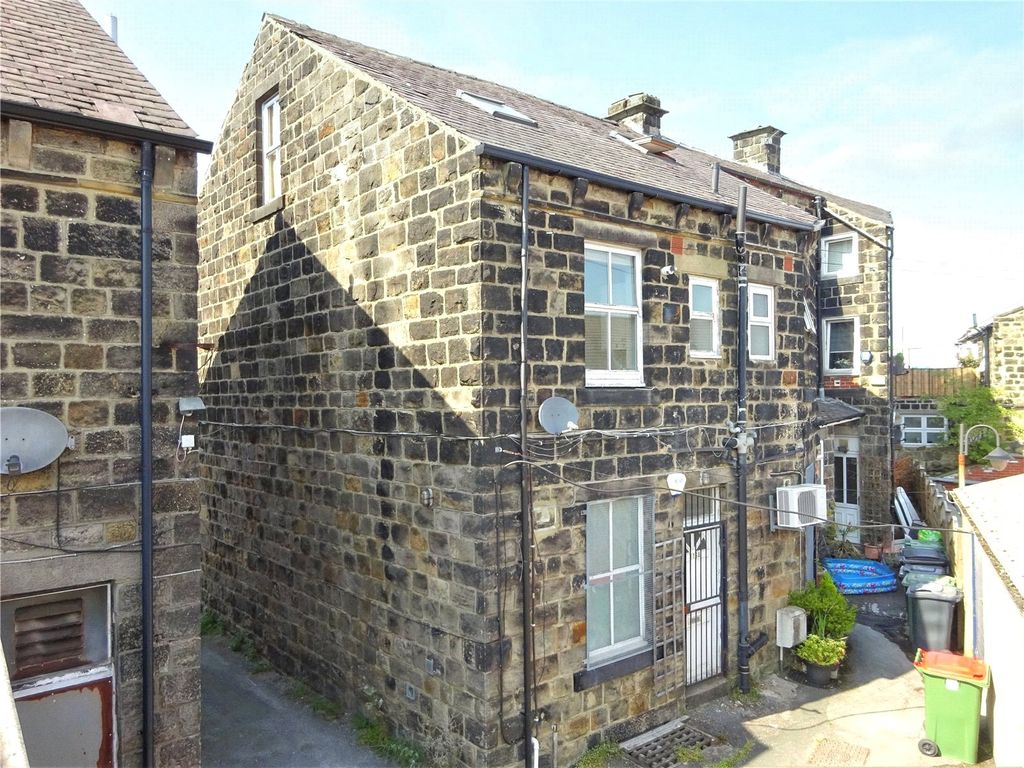 Property photo 2 of 2