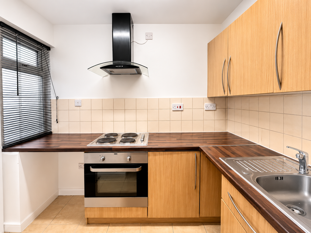 Property photo 1 of 4