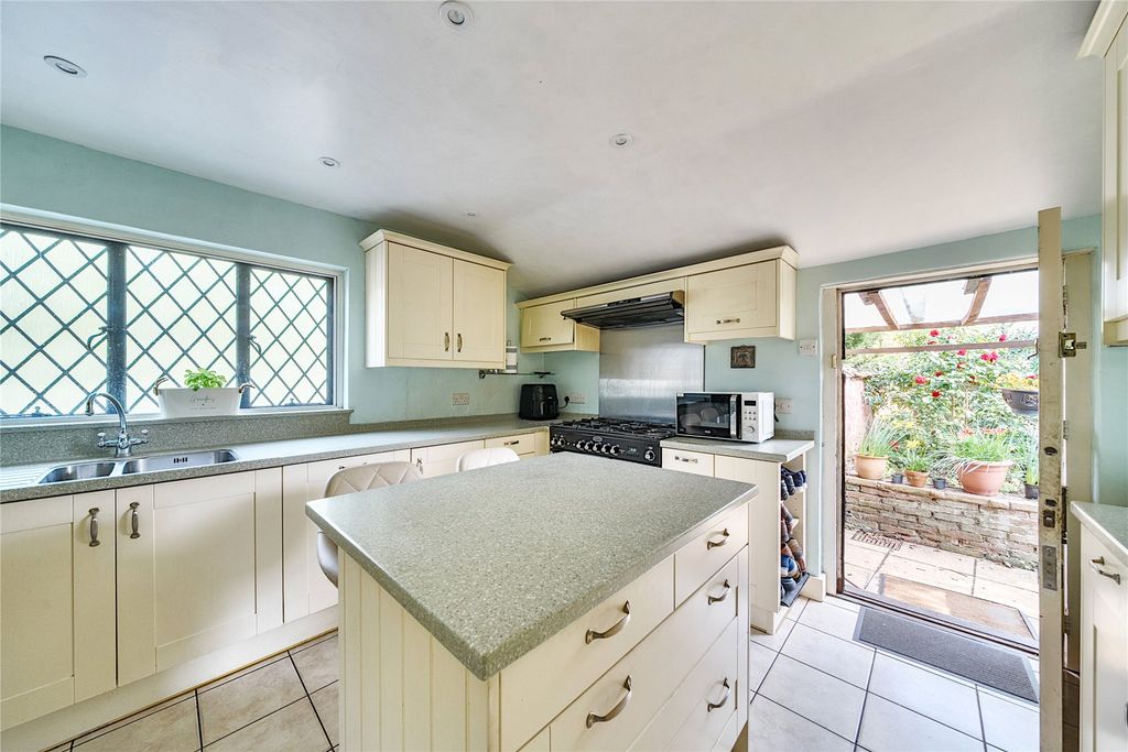 Property photo 2 of 20 Picture No. 06