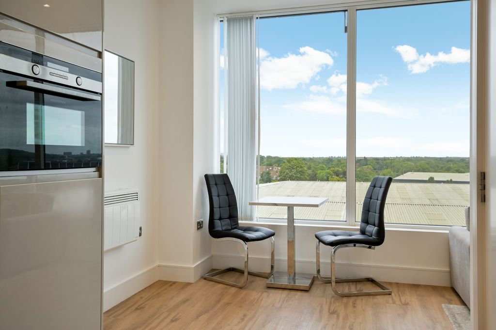 Property photo 3 of 20